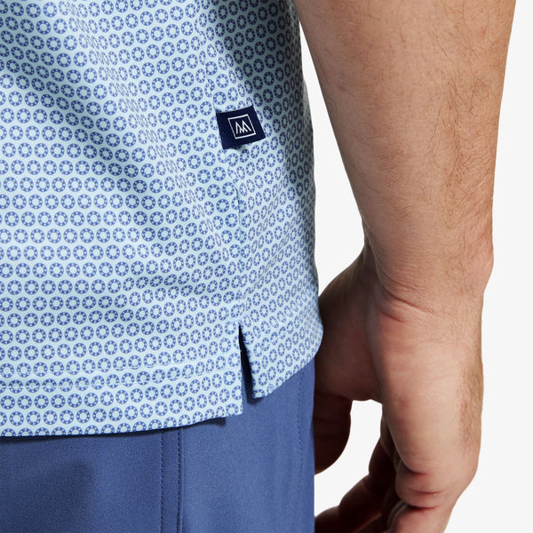 Versa Polo - Aqua Circle Print, fabric swatch closeup