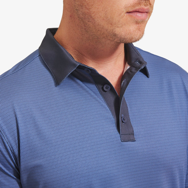 Versa Polo - Navy Texture Print with&nbsp;Contrast, lifestyle/model photo