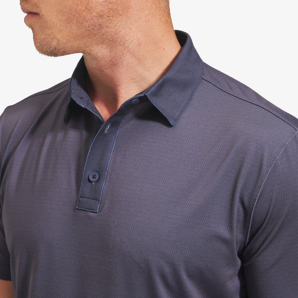 Versa Polo - Charcoal Texture Print with&nbsp;Contrast, lifestyle/model photo