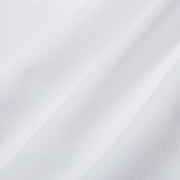 White Solid Close-up/Swatch