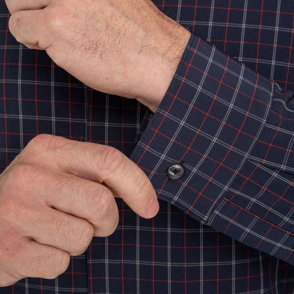 Redding - Black Red White Check, lifestyle/model photo