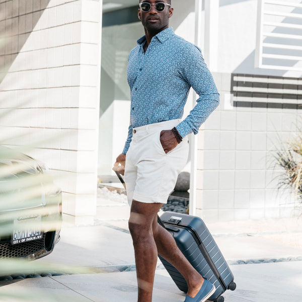 Robinson - Light Blue Print, lifestyle/model photo